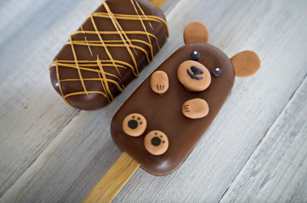 Blissful Brown Bear Cakesicles