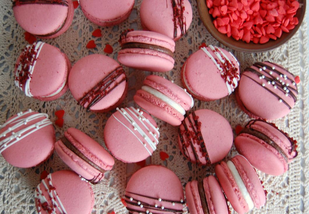 Pretty In Pink Macarons